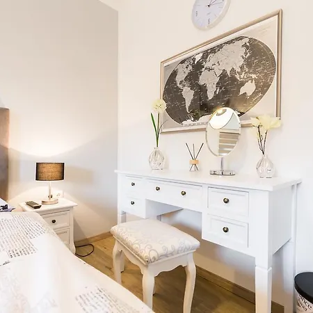 Guest house My Messe & Business - Refrath 3*